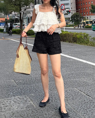 Embossed band shorts