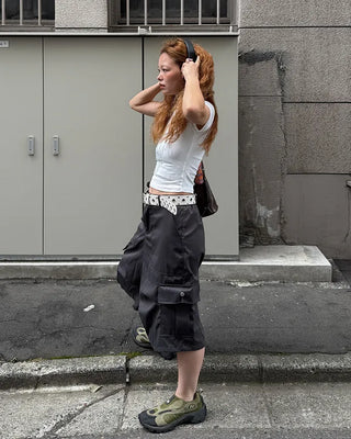 Tucked cargo Bermuda cotton pants
