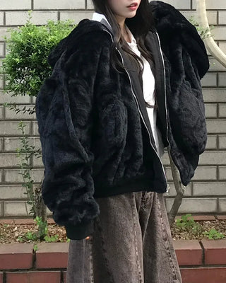 Oversized fur blouson