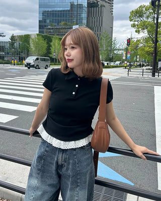 Color neck lace detail short-sleeved T-shirt