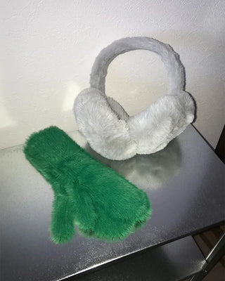 Milk fur earmuffs