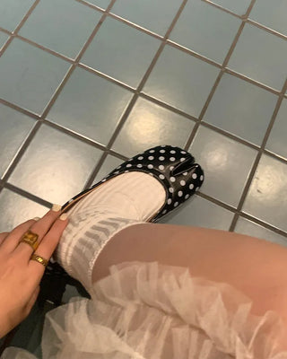 Dot Tabi Flat Shoes