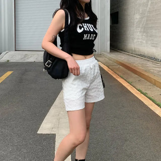 Flower stitch lace shorts