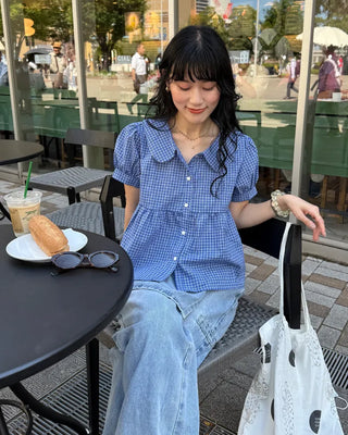 Round collar shirred blouse