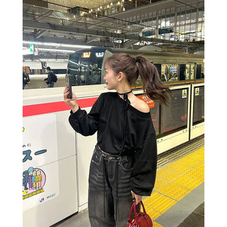 Choker One-Shoulder Sweatshirt