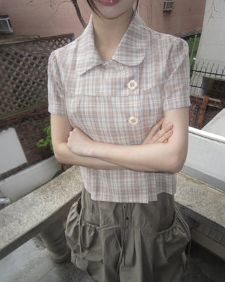 Round collar check pattern short-sleeved blouse