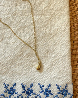 Drop motif necklace