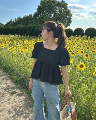 Square puff blouse