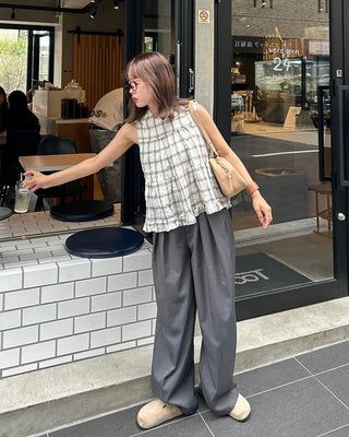Back ribbon check sleeveless top