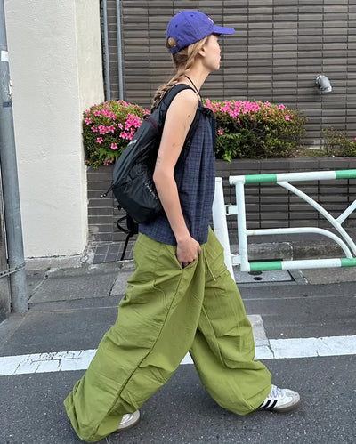 (Unisex) Knee-tuck Easy Nylon Pants