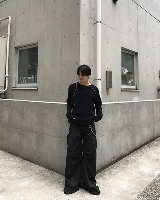 Side-button long-sleeved cut and sew