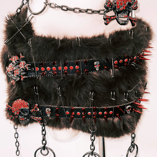 Fluffy o ring skull applique metal chain mini skirt set
