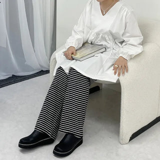 Striped elastic waist half-pants