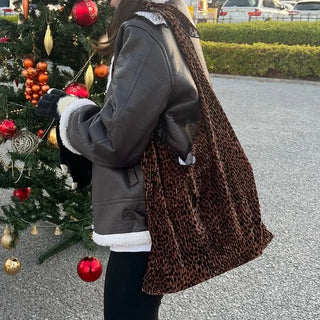 Leopard velvet bag