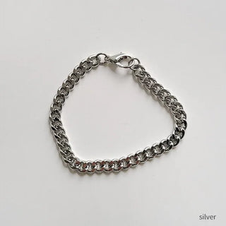 Simple chain bracelet
