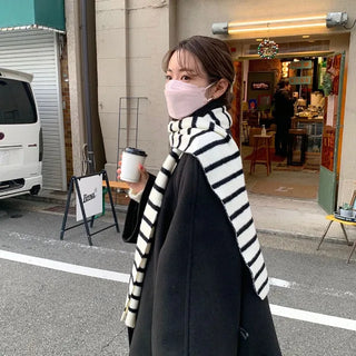 Striped knit scarf