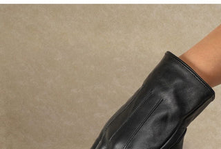 [CULTUM] Touchscreen Sheepskin Gloves