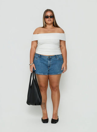 Dreamful Low Rise Mini Denim Short Mid Blue Wash Curve
