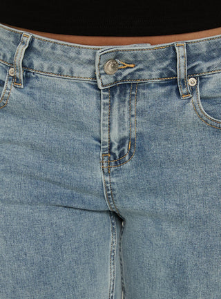 Bethany Low Rise Bootleg Jeans Ice Wash