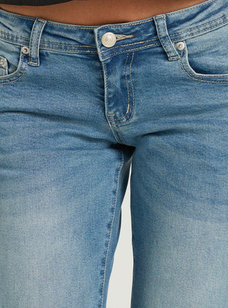 Alyss Ultra Low Rise Flared Jeans Light Vintage Blue
