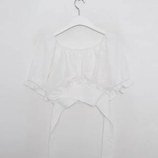 Back ribbon cropped blouse