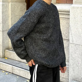 Wool-blend color round knit