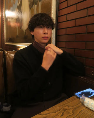 Turtleneck long-sleeved T-shirt