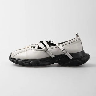 Ribbon strap sneakers
