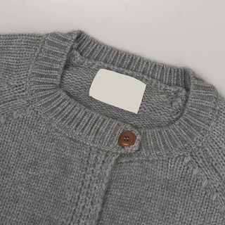 Thick round neck tone-down color knit cardigan