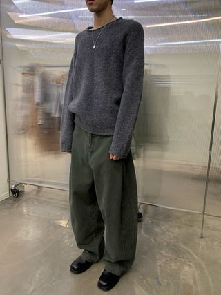 NEVERSEEZ Minimalist Soft Round Neck Sweater