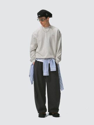 [Monterest] Relaxed Fit Logo Embroidered Sweatshirt