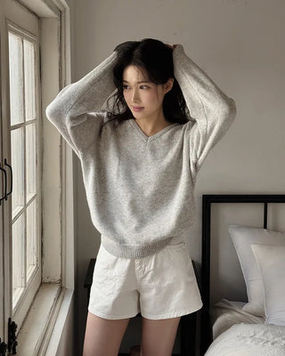 Daily V-neck knit