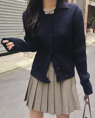 Button-point knit jacket