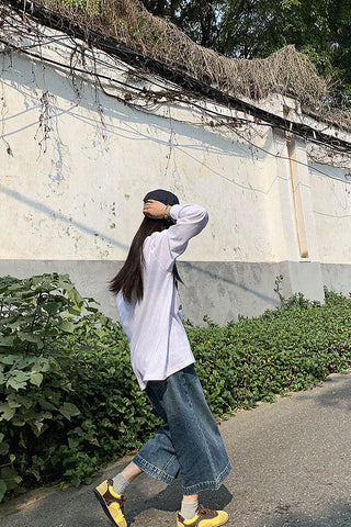 loose cartoon graphic print long sleeve top