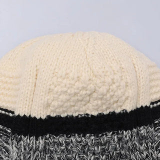 Three-color knit bucket hat