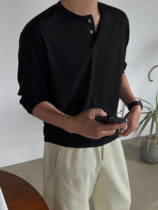 More Henley Neck Semi-Crop T-shirt