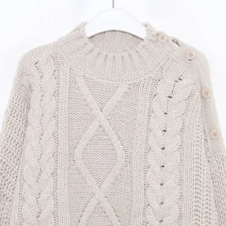 Shoulder slit knit