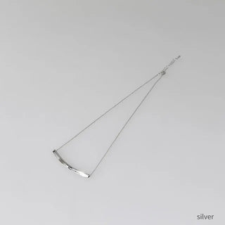 flies necklace
