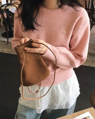 [U-neck/V-neck] 2 types of standard basic knitwear