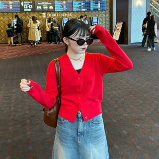 V-neck knit cardigan
