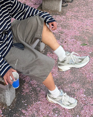Wide side pocket shorts