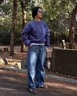 Fleece-lined colored sweatshirt