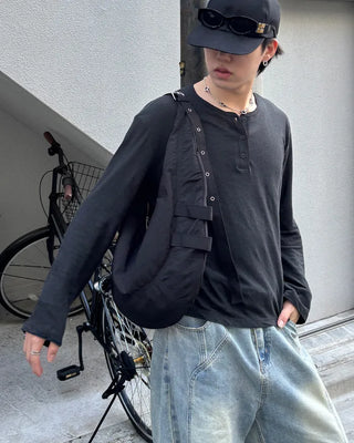 Big buckle shoulder bag