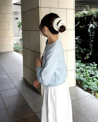 Round neck knit cardigan
