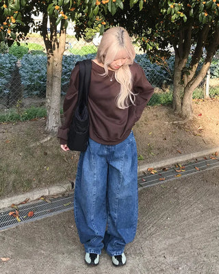 Side-tuck washed denim pants