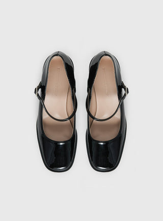 Regie Heels Black