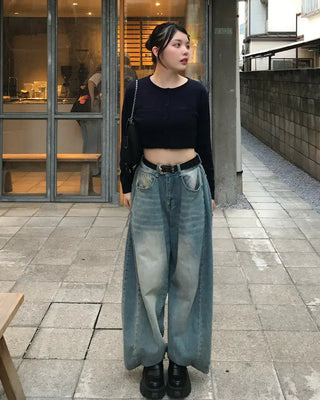 Round neck crop cardigan