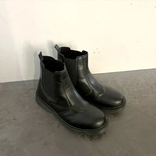 Basic Chelsea Boots