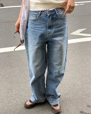 Washed wide-leg denim