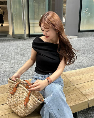 Drape off-shoulder T-shirt